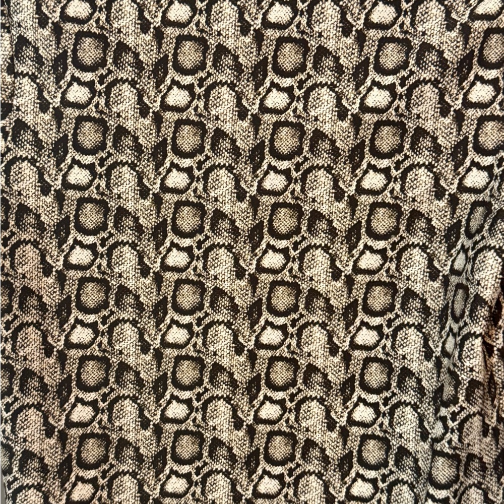 Good American Snakeskin Print Long Sleeve Bodysuit - Picture 4 of 4